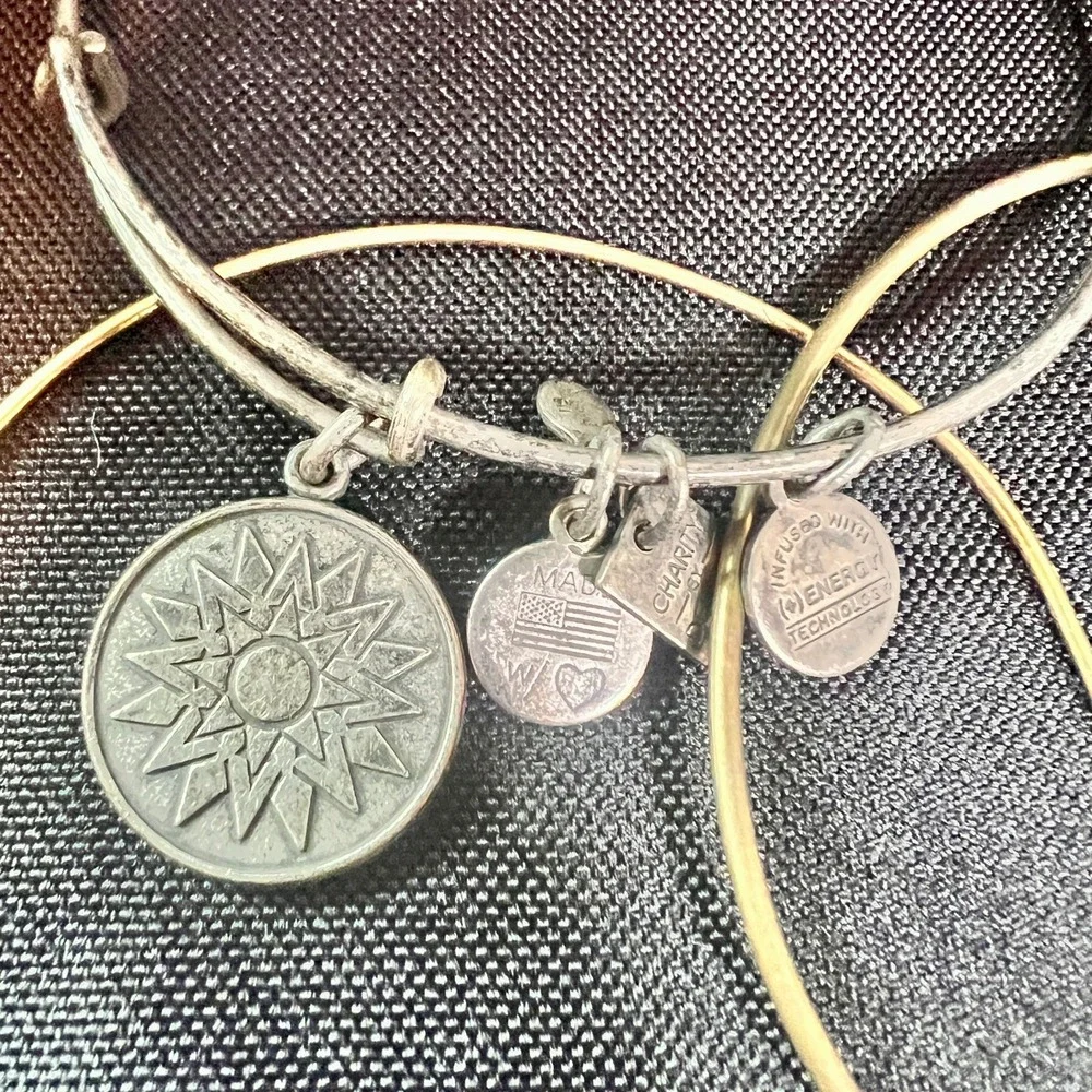 Alex‎ & Ani Expandable Charm Bangles Lot Of 3 Mixed Metals Wear Patina Stack